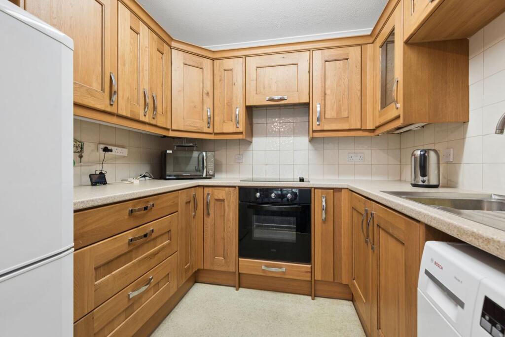 Apartment in St Neots - View 2