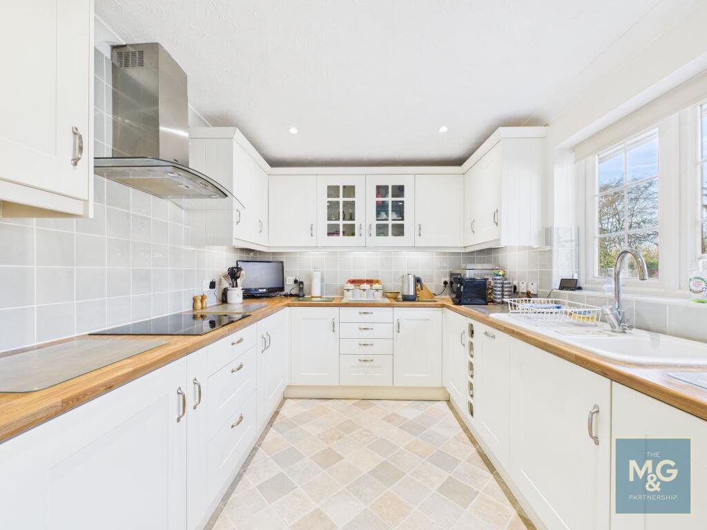 House in Ipswich - View 3