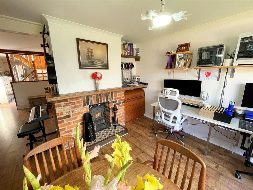 House in Sandown, Yaverland - View 3