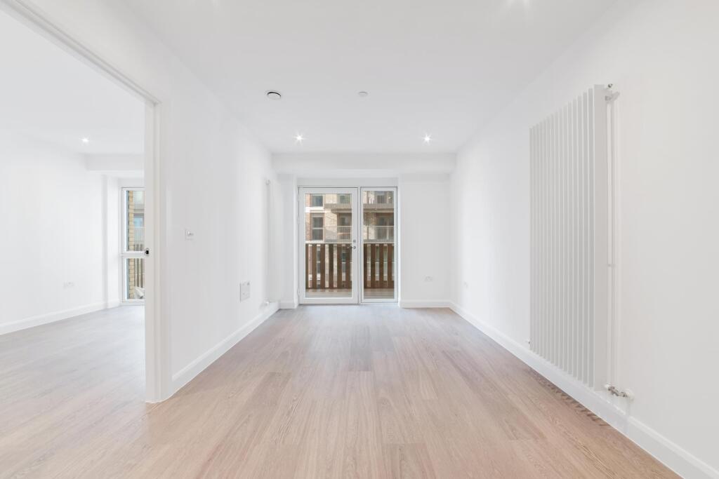 Main image of property: Ellipse House, Custom House, E16