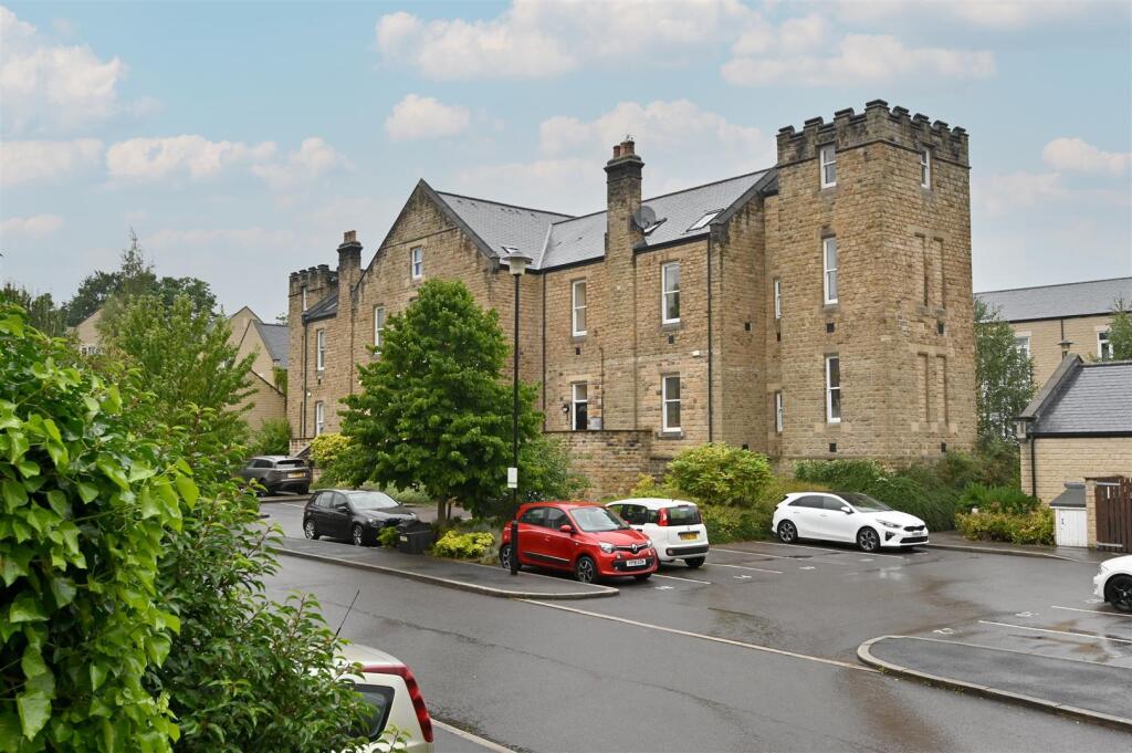 Main image of property: Victoria Court, Lyndhurst Road, Brincliffe, Sheffield, S11 9DR