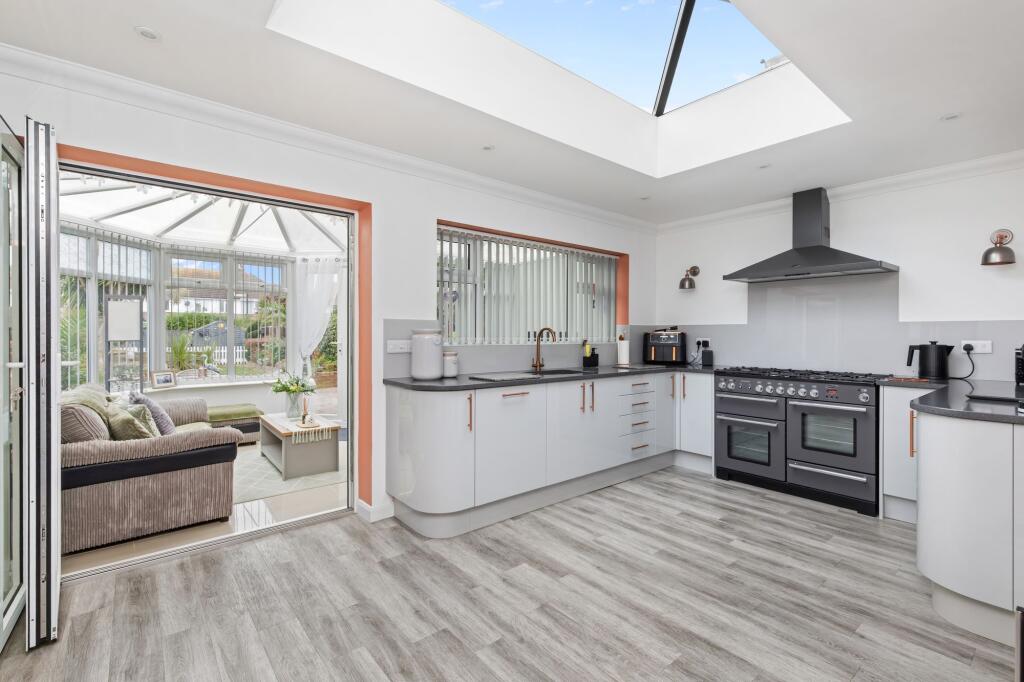 House in Brighton - View 3