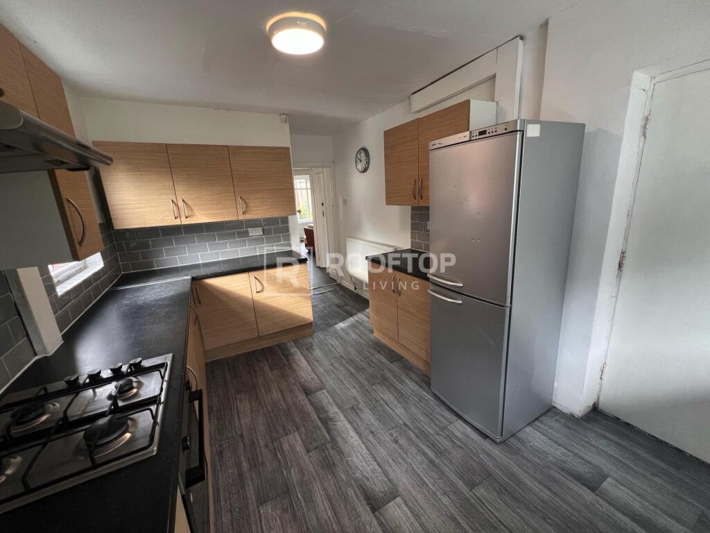 House in Leeds - View 5