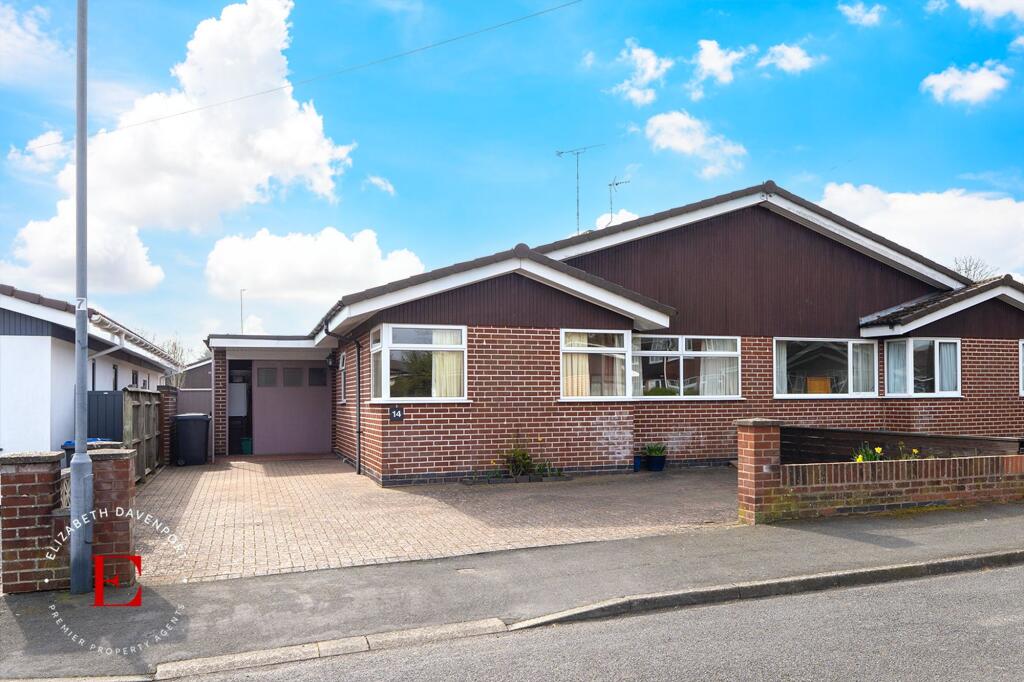 Main image of property: Suncliffe Drive, Kenilworth, CV8