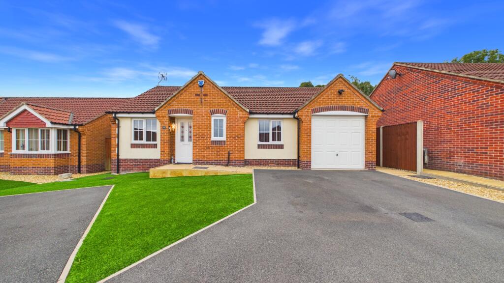 Main image of property: Revell Close, South Normanton, Alfreton, DE55 2HU