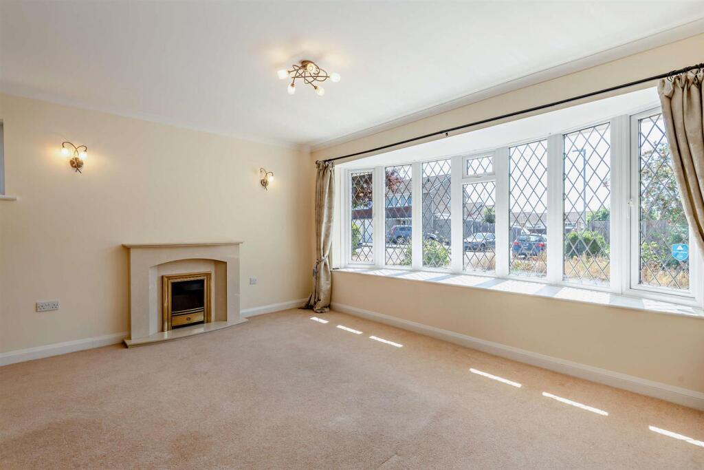 House in Maidstone, Bearsted - View 3