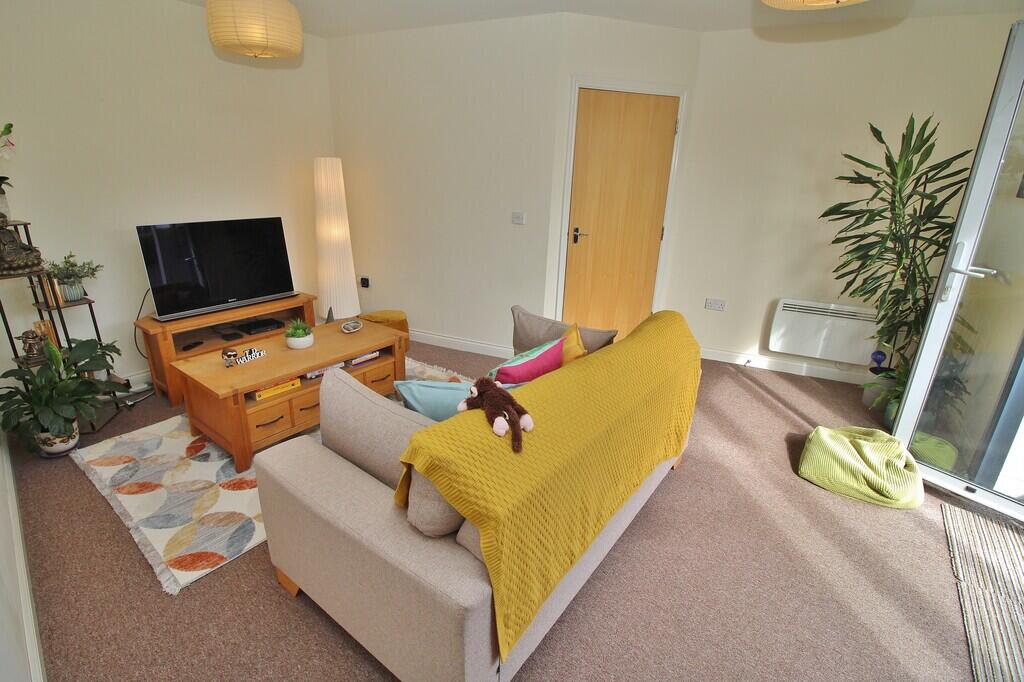 House in Portsmouth - View 4