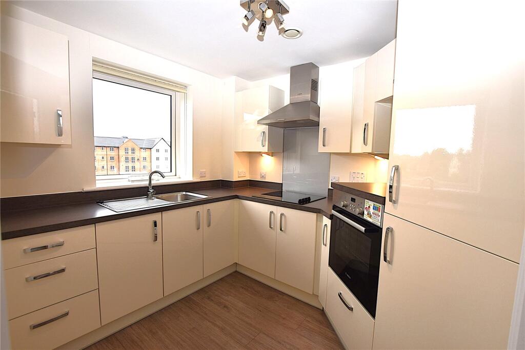 Lower Turk Street, Alton, Hampshire, GU34 photo 3