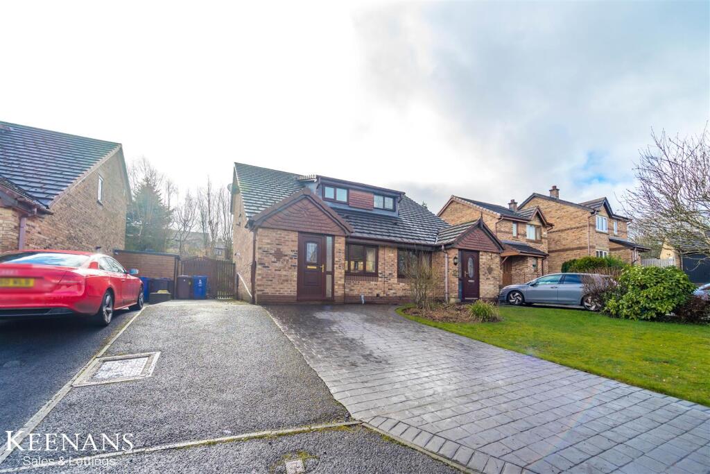 Longton Road, Burnley photo 3
