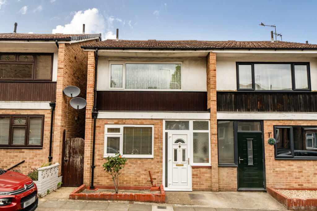 Main image of property: Oak Cottage Close, London, SE6