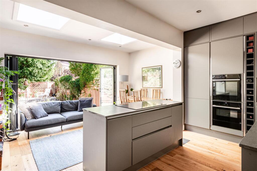 House in London - More
