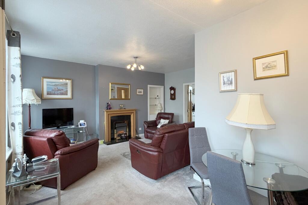 Apartment in Kirkcaldy - More
