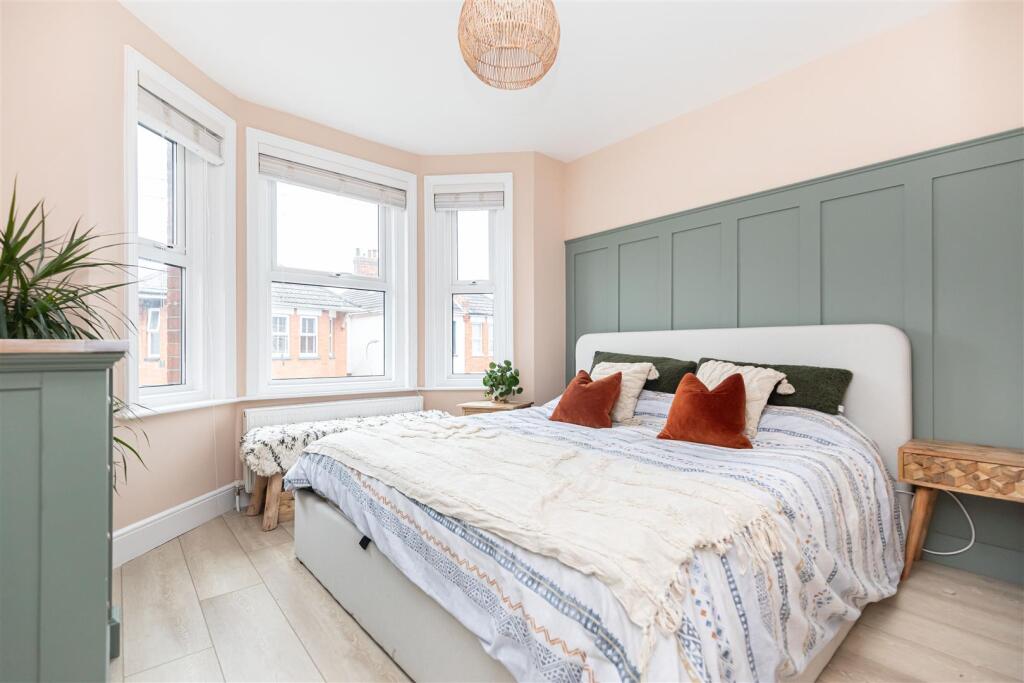 Wheaton Road, Bournemouth - View 4