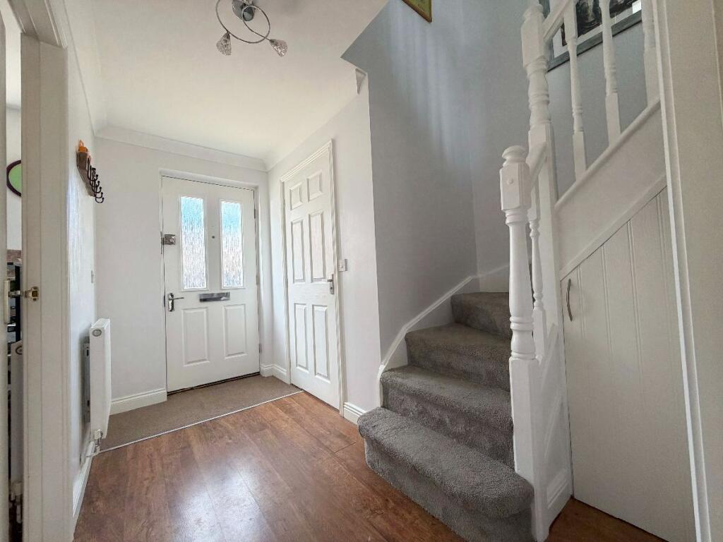 House in Warwick - View 3