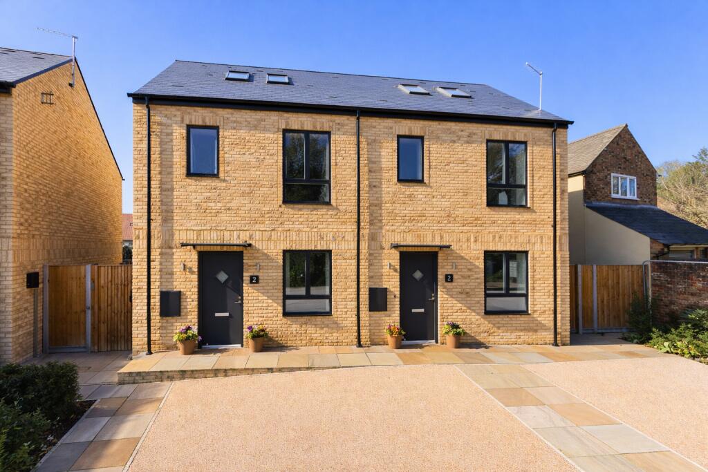 Main image of property: Victoria Close, Rickmansworth