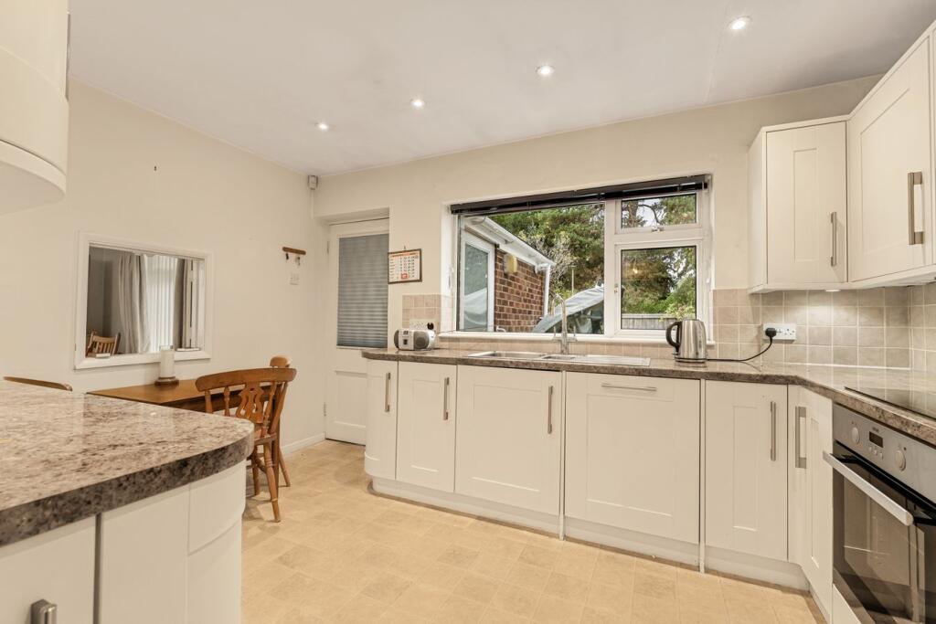 House in Cheltenham, Moorend, Charlton Kings - View 5