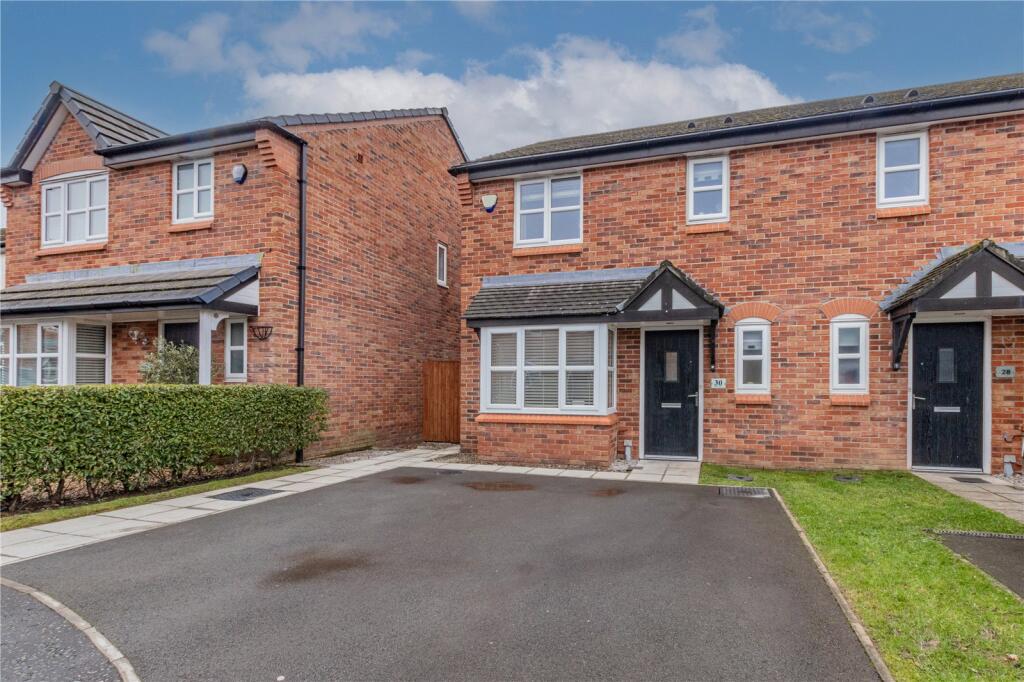 Main image of property: Innes Close, Rochdale, Greater Manchester, OL12