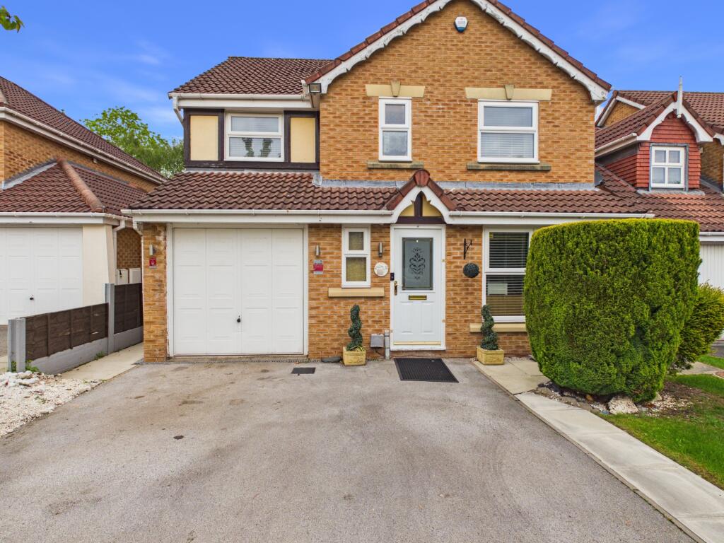 Main image of property: California Close, Great Sankey, Warrington, WA5