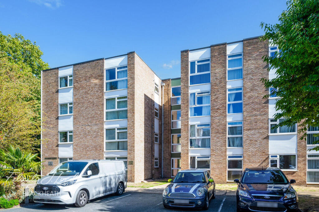 Apartment in London, Blackheath Royal Standard, Kidbrooke - More