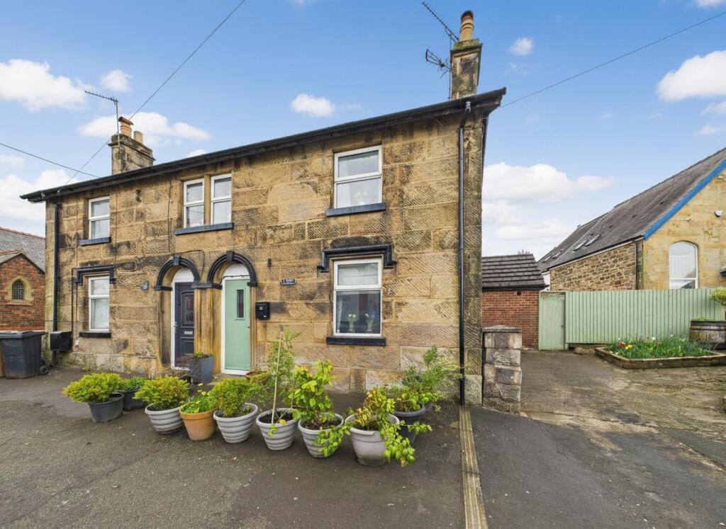 2-bed house on Main Road, New Brighton, Mold, £195,000