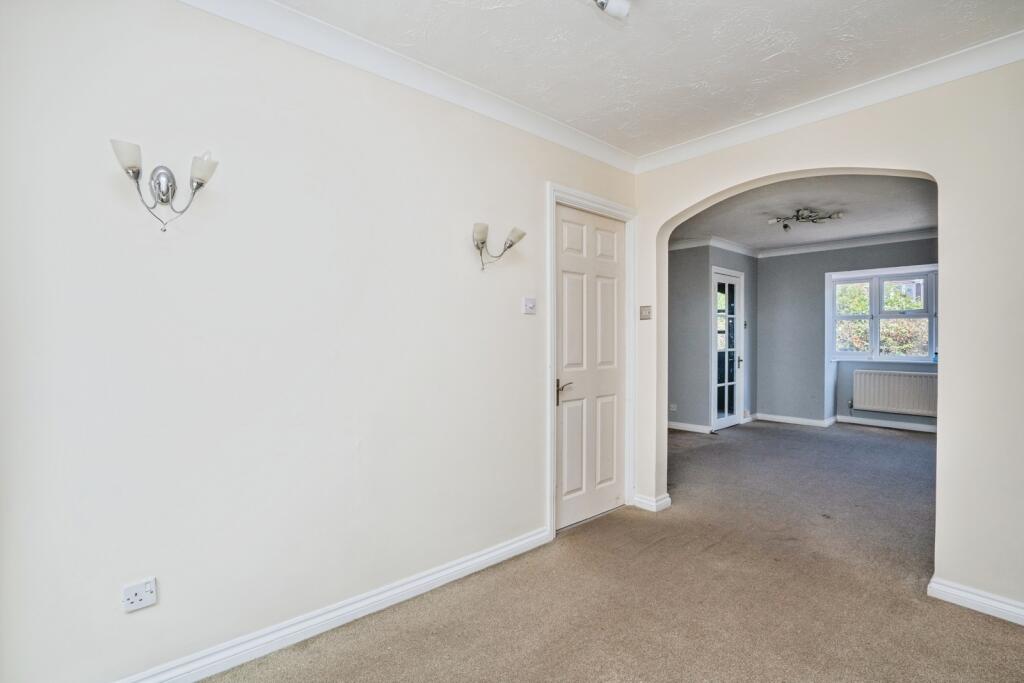 House in Southampton, Warsash - View 5