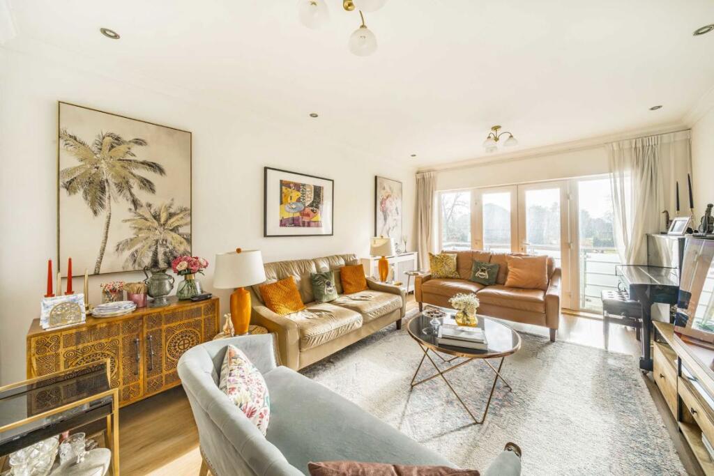 Apartment in London - View 2