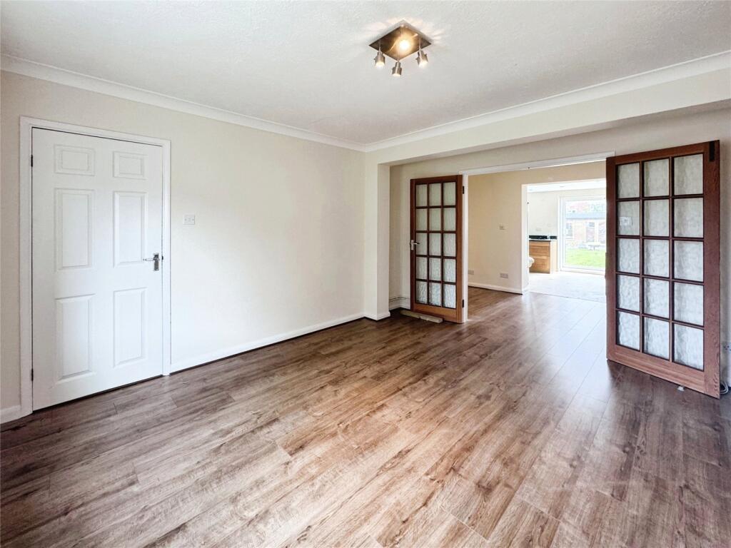 House in Tunbridge Wells, Kent - View 2