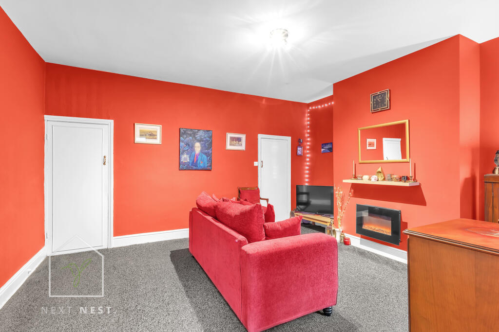 House in Oldham - View 5