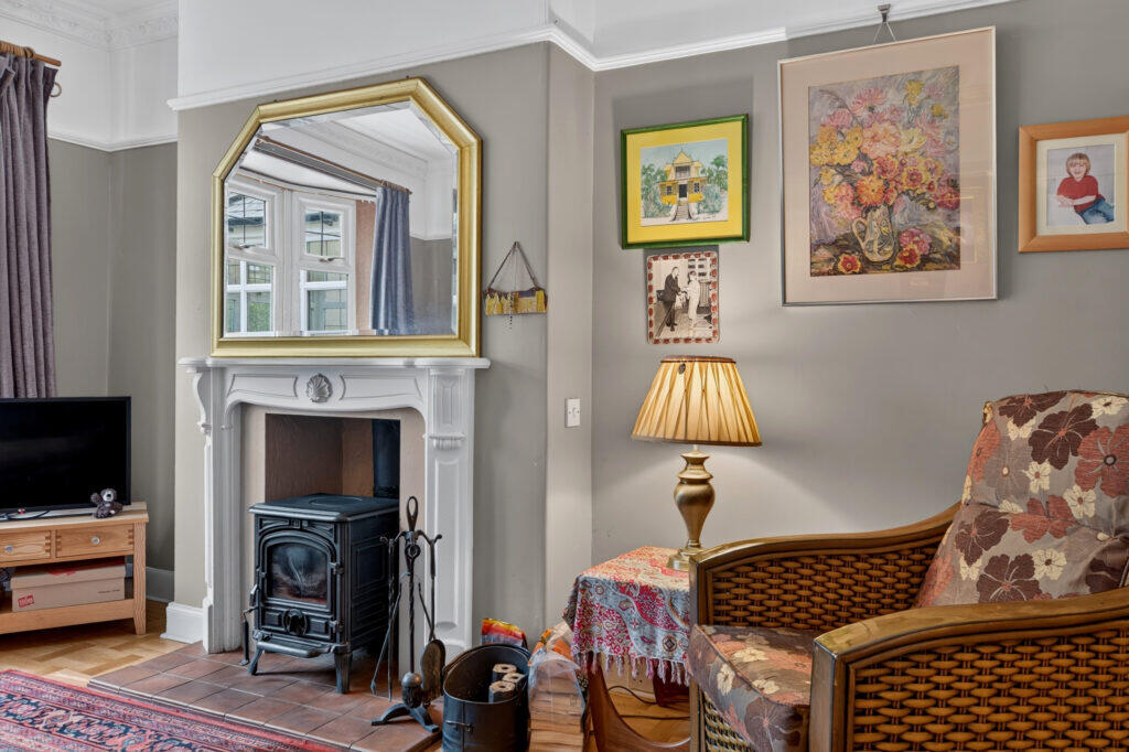 96 Bellevue Road, Edinburgh, EH7 4DE photo 4