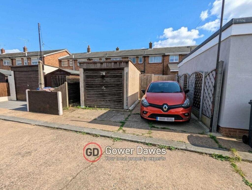 House in Thurrock, Essex - View 2