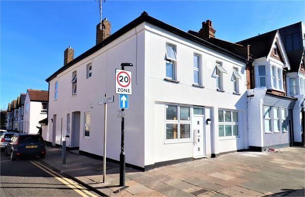 Main image of property: 575-577 London Road, Westcliff on sea, Westcliff on sea, 