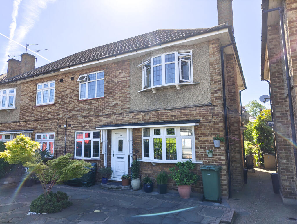 Main image of property: Station Road, Gidea Park, Romford, Greater London