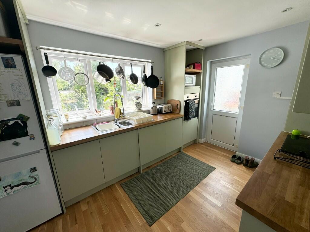 Lindfield Road, Eastbourne, East Sussex, BN22 photo 2