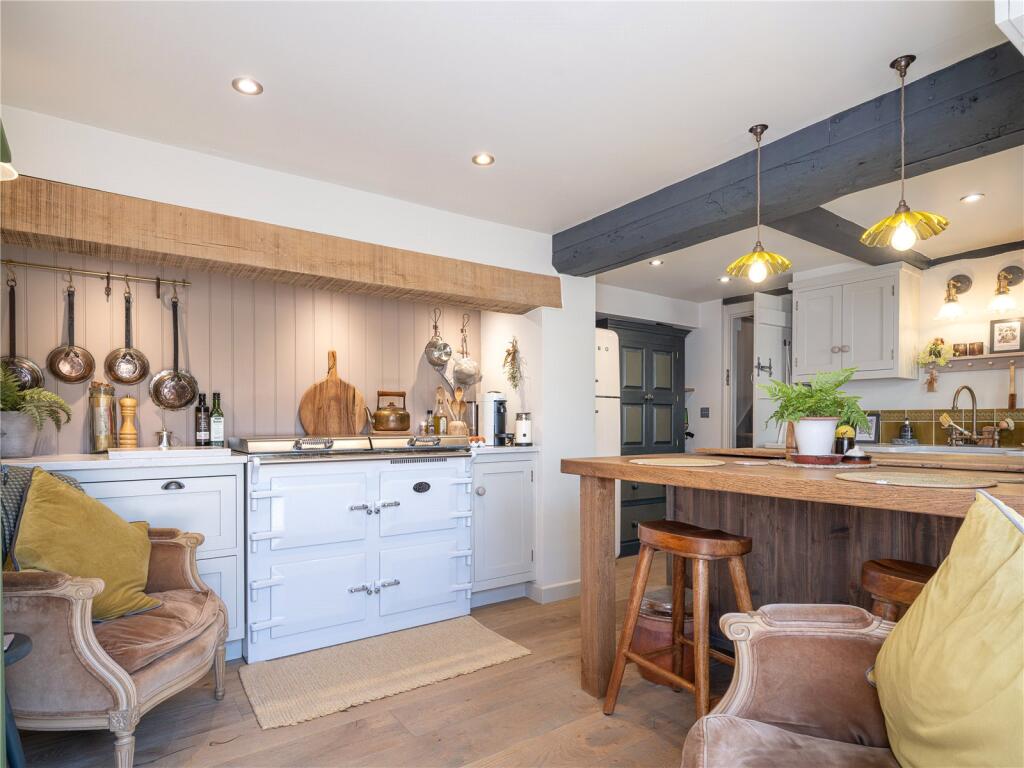 House in All Cannings - View 2