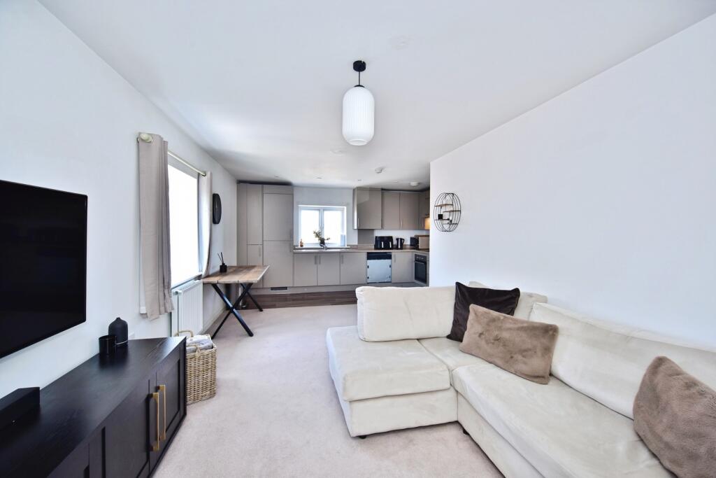 Apartment in Maidstone, Langley Park, Boughton Monchelsea - View 4
