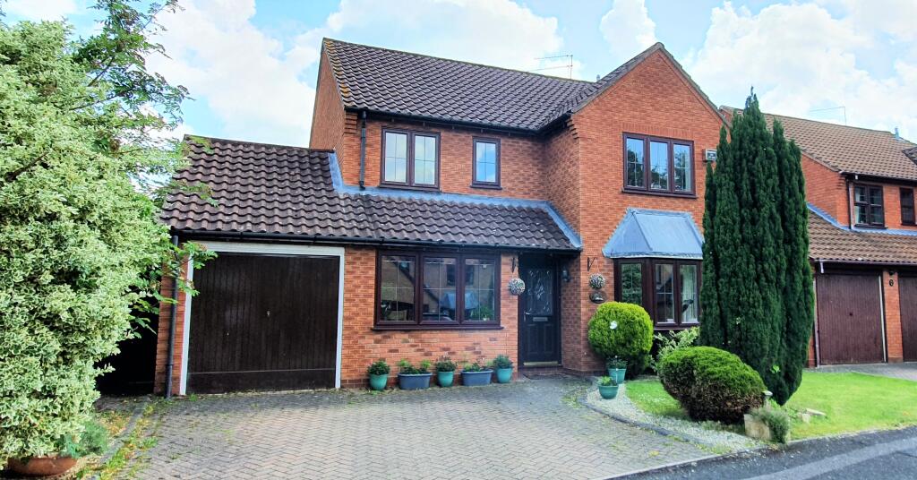 Otter Close, Redditch, B98