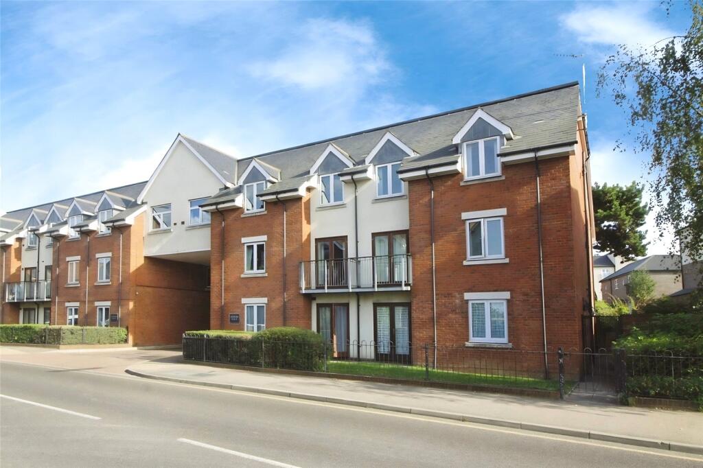 Main image of property: Sanders Place Walsworth Road, Hitchin, Hertfordshire, SG4