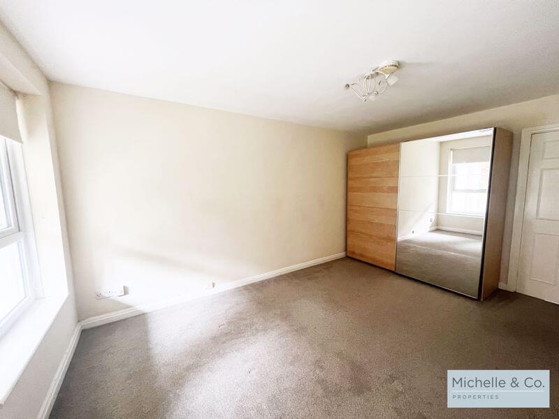 Apartment in Birmingham, West Midlands - View 5