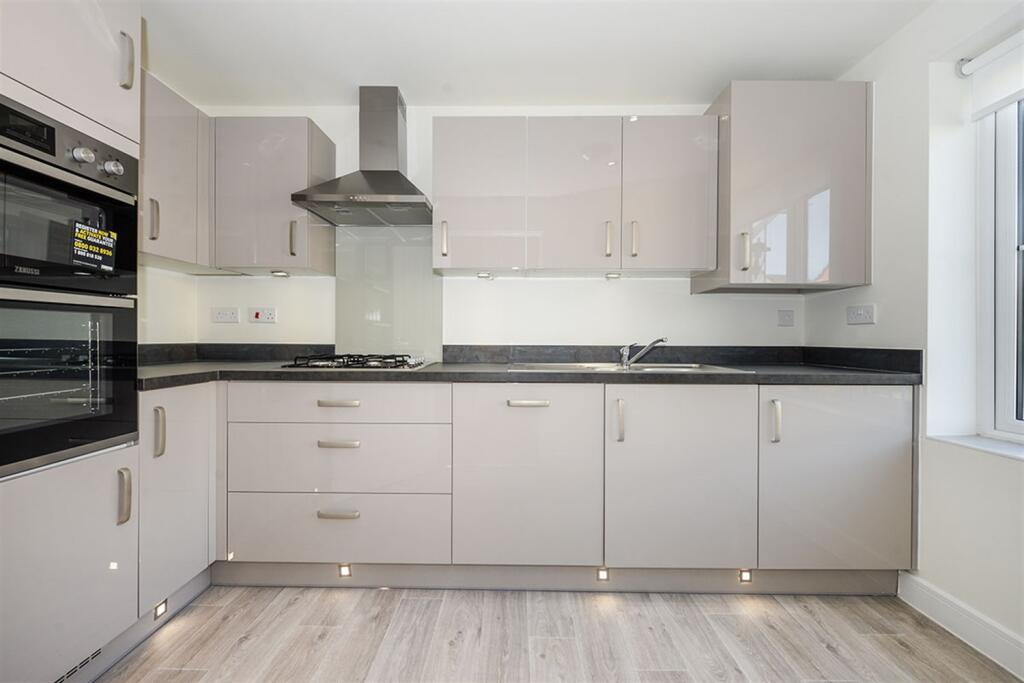 House in Knowsley, Prescot - View 4