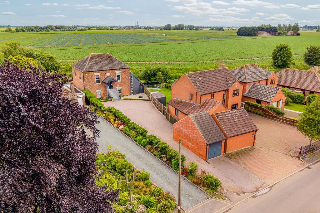 House in South Holland, Surfleet - View 3