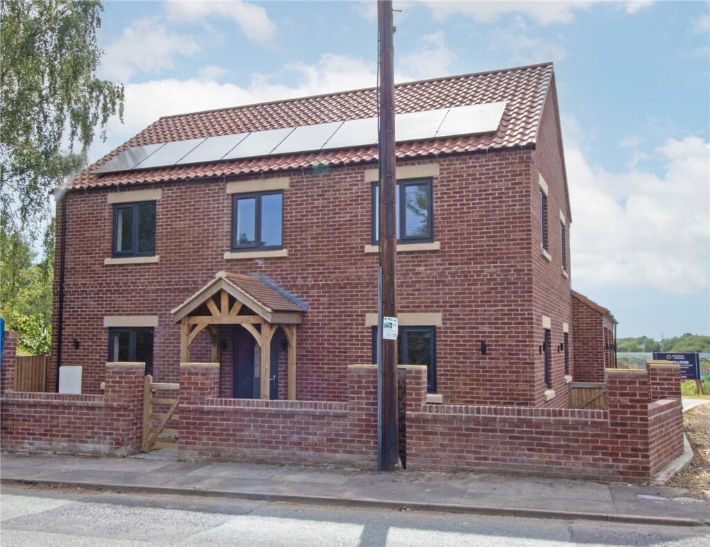Main image of property: High Street, Marton, DN21