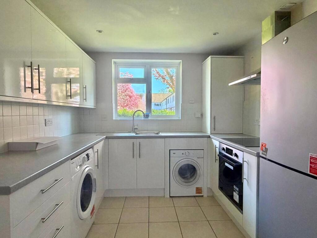 Main image of property: Radcliffe Square, London, SW15