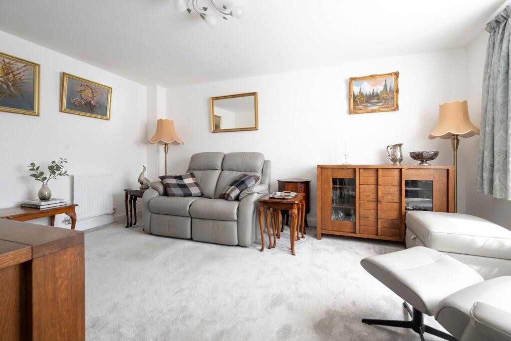 House in Wealden, Willingdon and Jevington - More