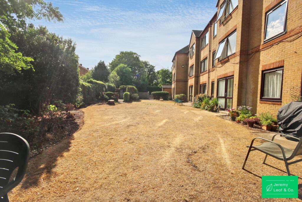 Main image of property: Friern Park, London