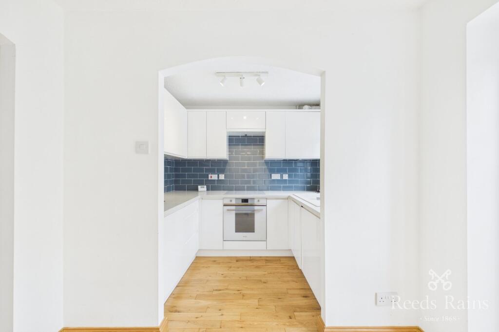 Mead Grove, Leeds, West Yorkshire, LS15 - View 4
