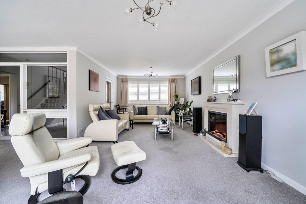 House in Watford - View 5