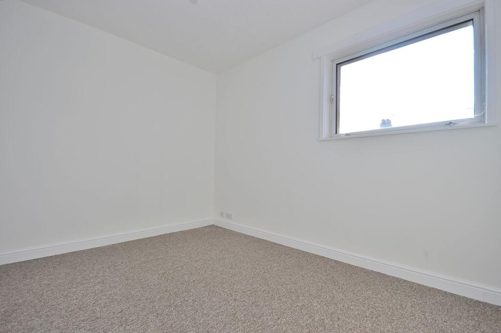Apartment in Northampton, West Northamptonshire - More
