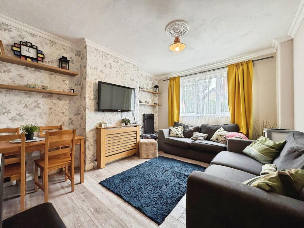 Apartment in London, Middle Park - View 2