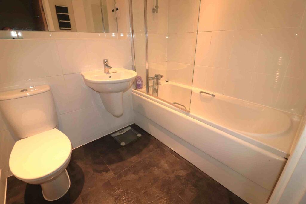 Nesbitt House, Bromley photo 5