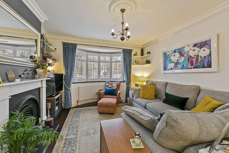 Nightingale Road, West Molesey photo 2